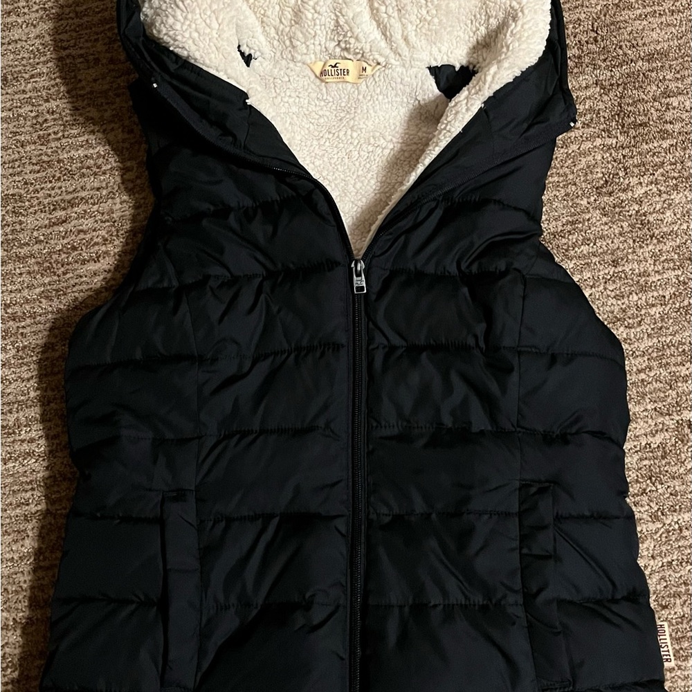Hollister Navy Blue sleeveless vest with hood